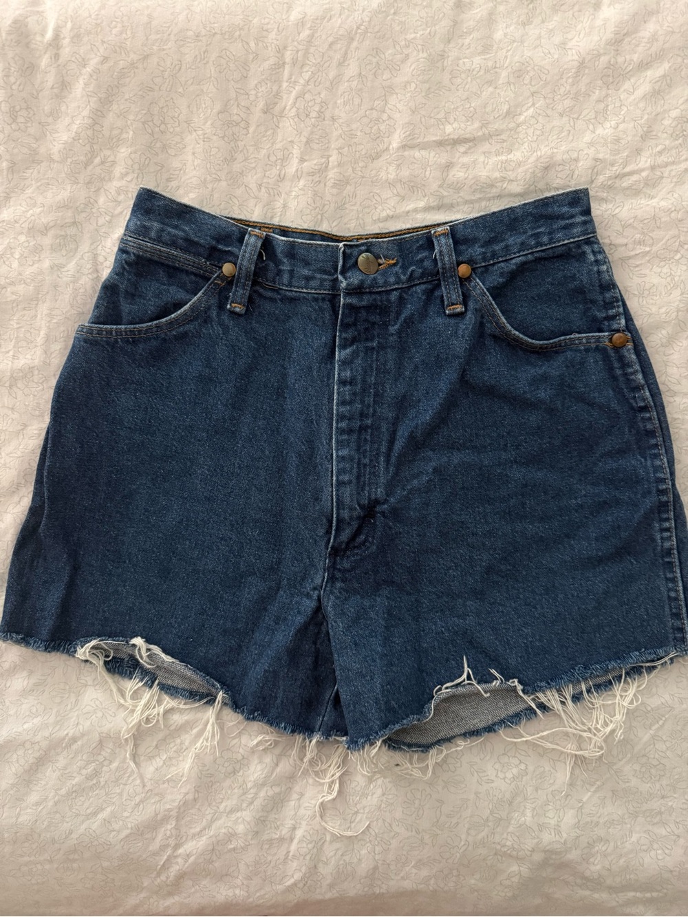 Vintage Wrangler Dark Blue High-Rise Frayed Hem Denim Shorts
